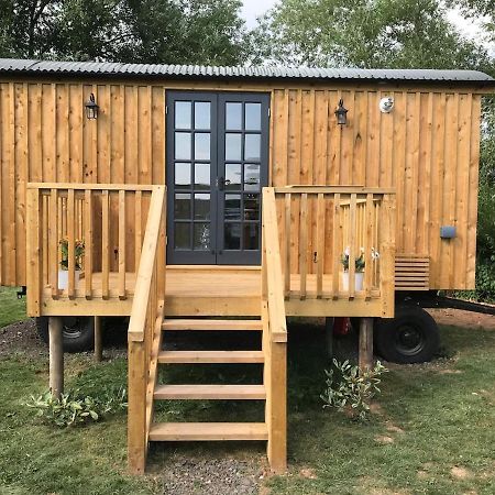 Sunset Shepherds Hut Taunton Esterno foto